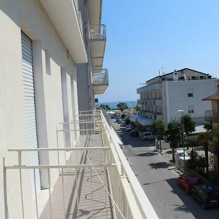 Mon Reve 3* Viserbella di Rimini