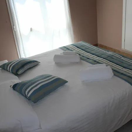 Hotel Mon Reve 3*
