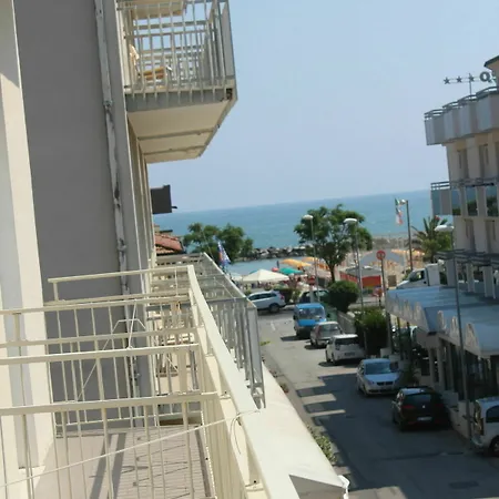 Mon Reve 3* Viserbella di Rimini